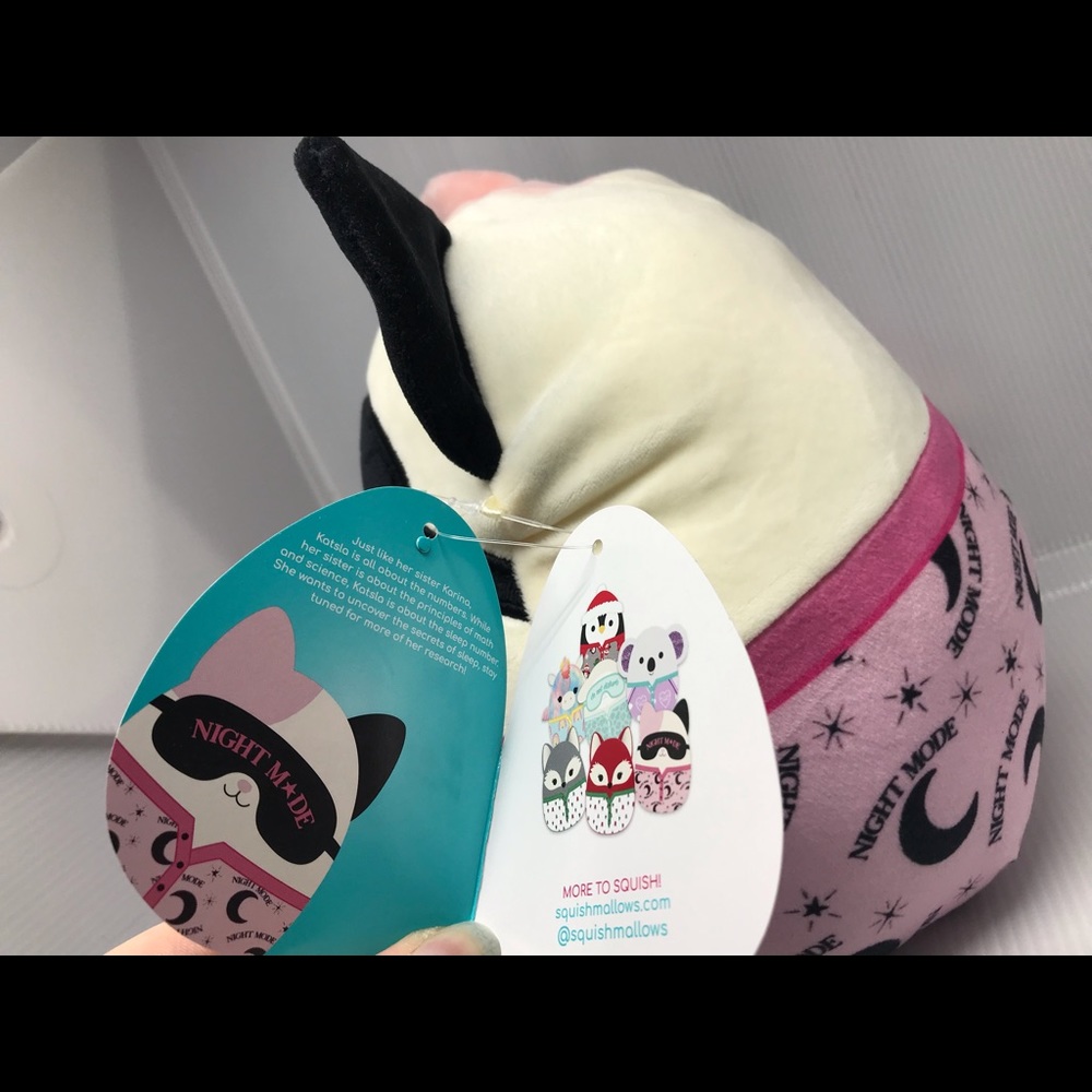 NWT Katsla the Cat 8in Squishmallow Series 37 "Night Mode" Pjs Design - Picture 4 of 5